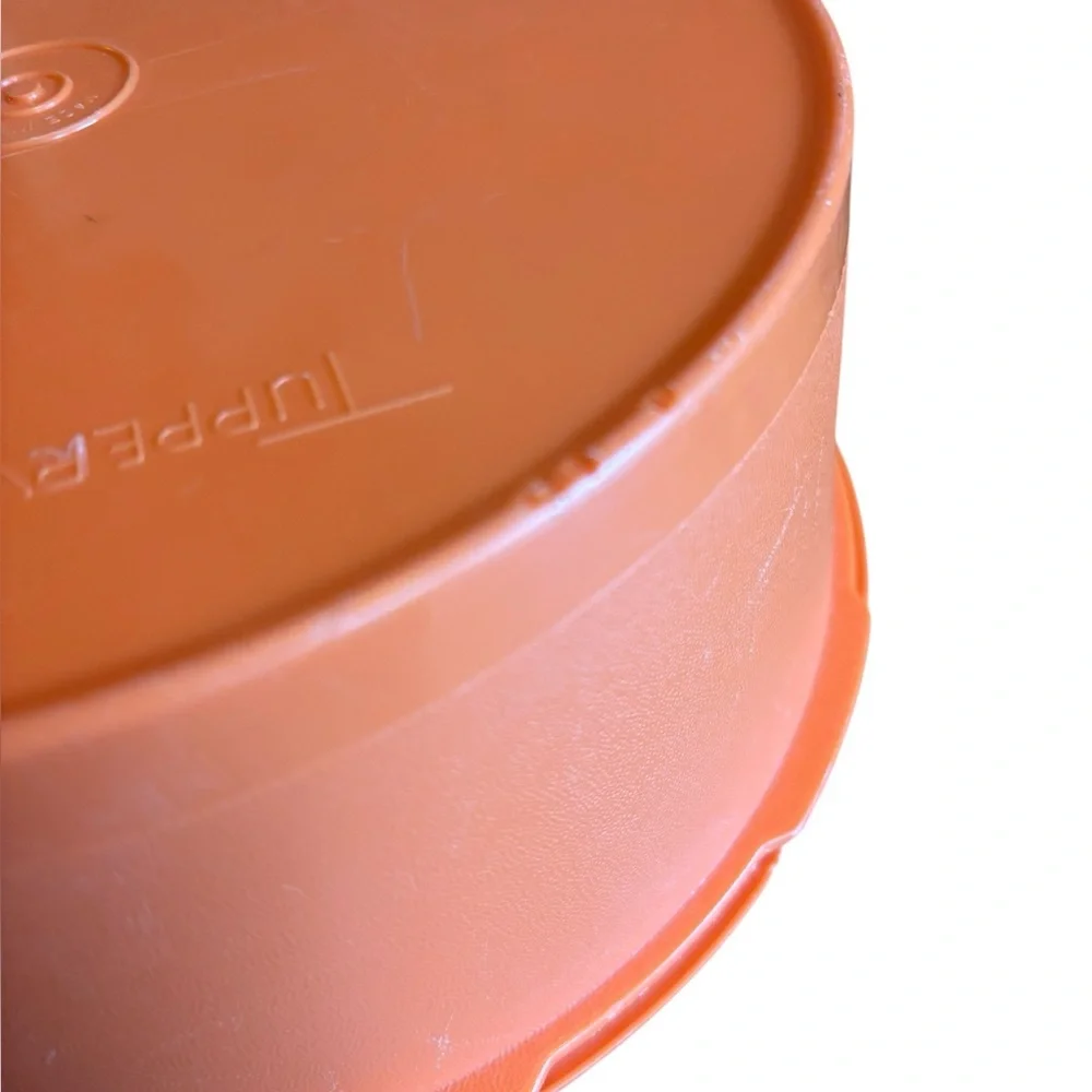 Tupperware 1204-7 Orange Plastic Storage Bowl